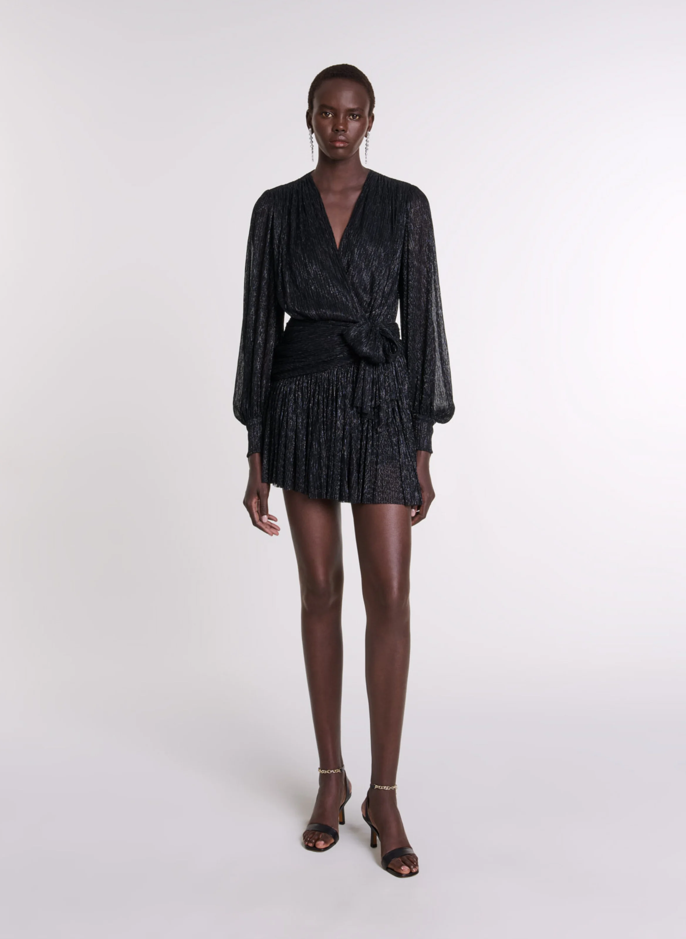 Robe courte plissée et drapée| Noir