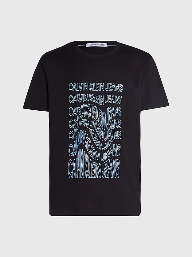 Camiseta com logotipo