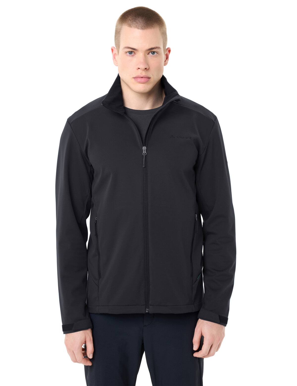 VAUDE Softshelljacke »MEN'S EVERHIKE SOFTSHELL JACKET« ohne Kapuze für vielseitige Outdoor- und Sportaktivitäten, wasserabweisend