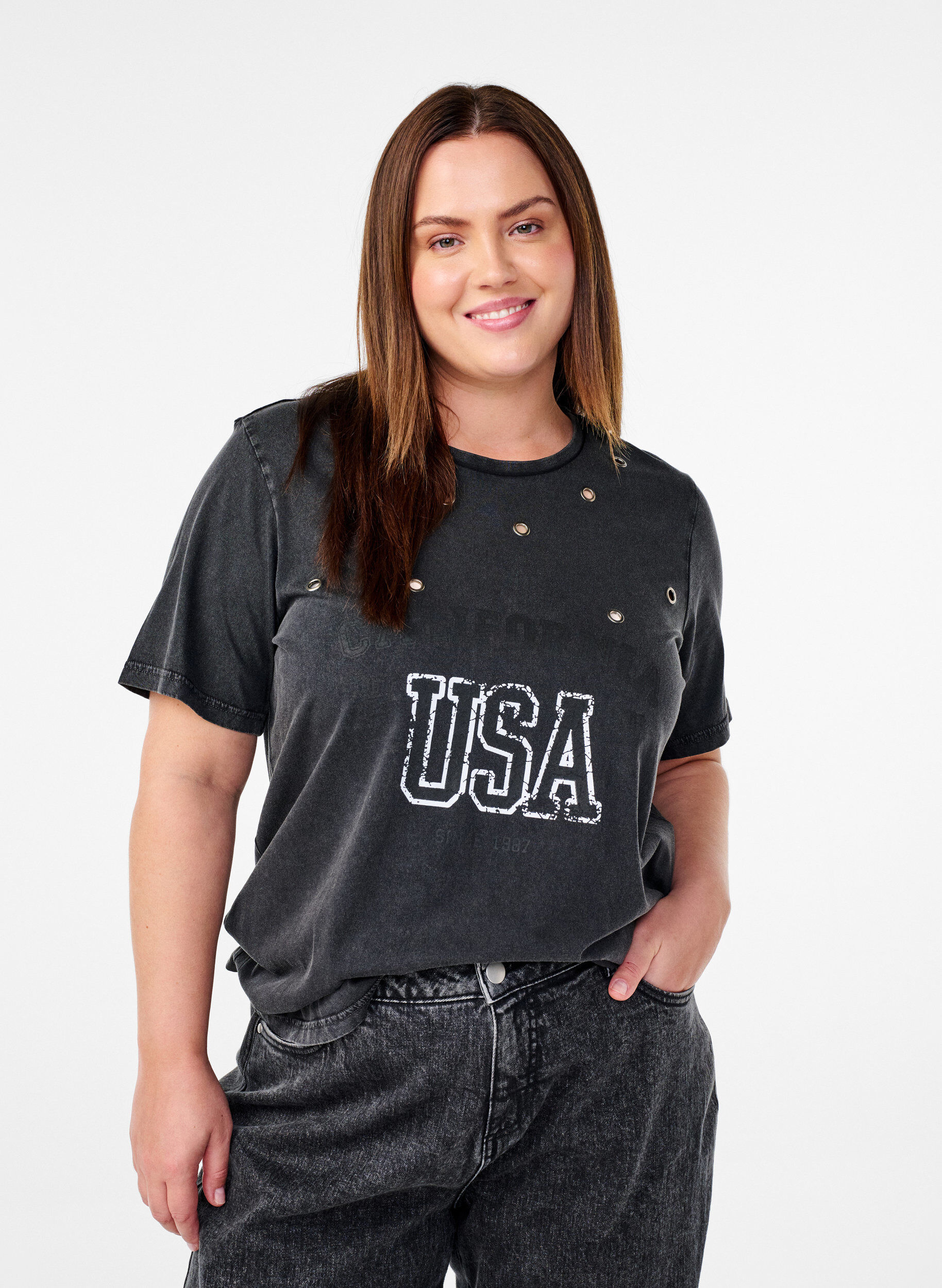T-shirt med eyelets og print