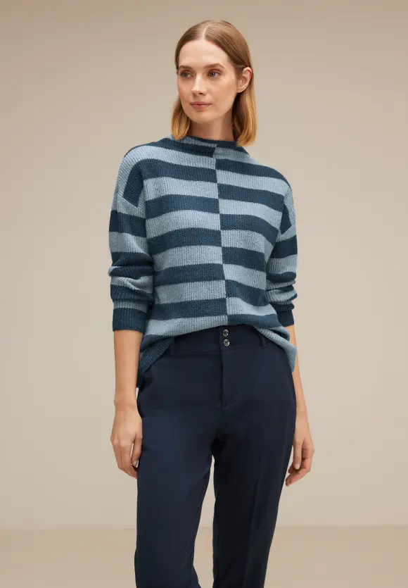 Pullover mit Streifenmuster - milky jade melange