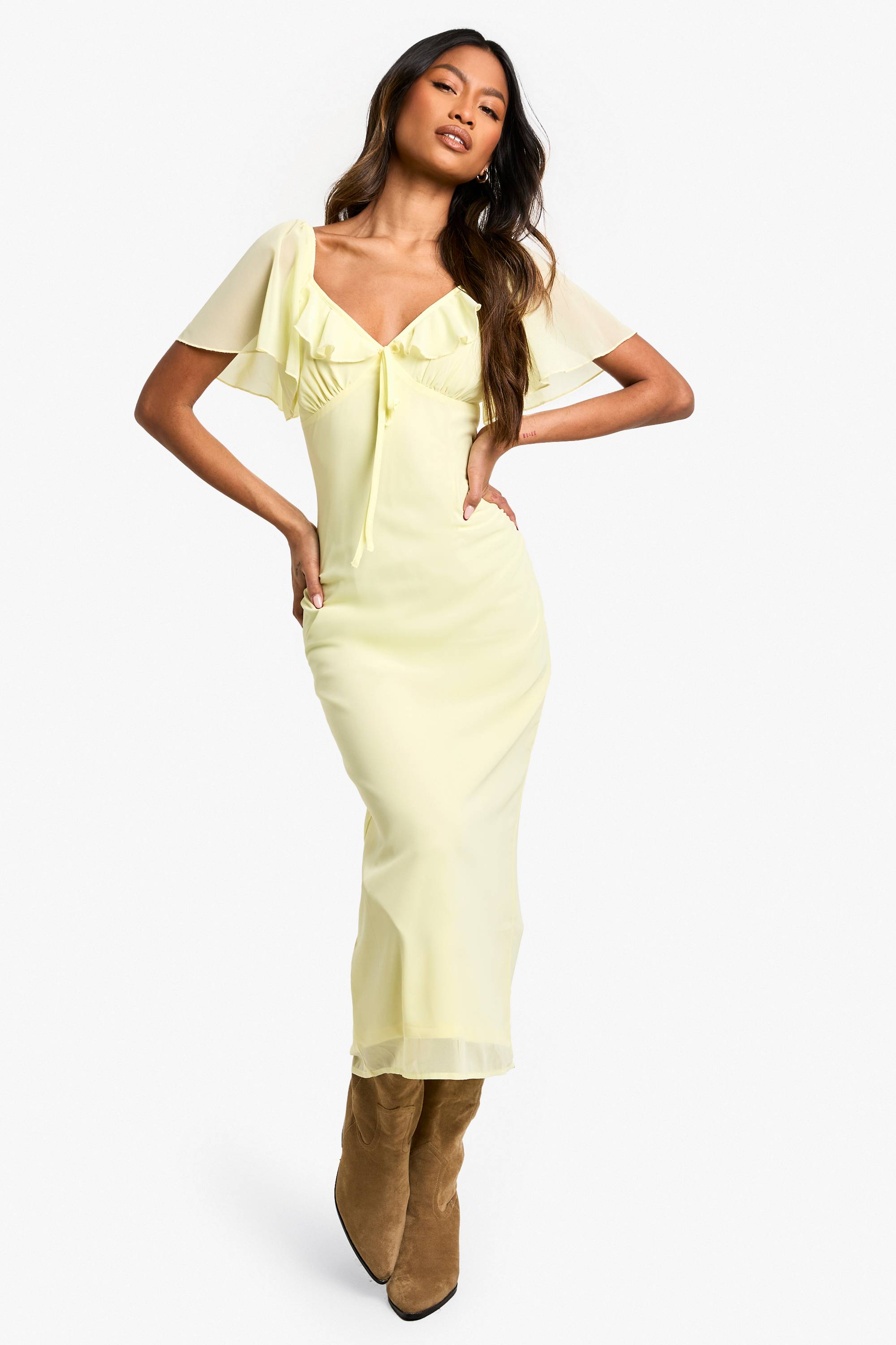 boohoo Robe midaxi en chiffon à manches d’ange