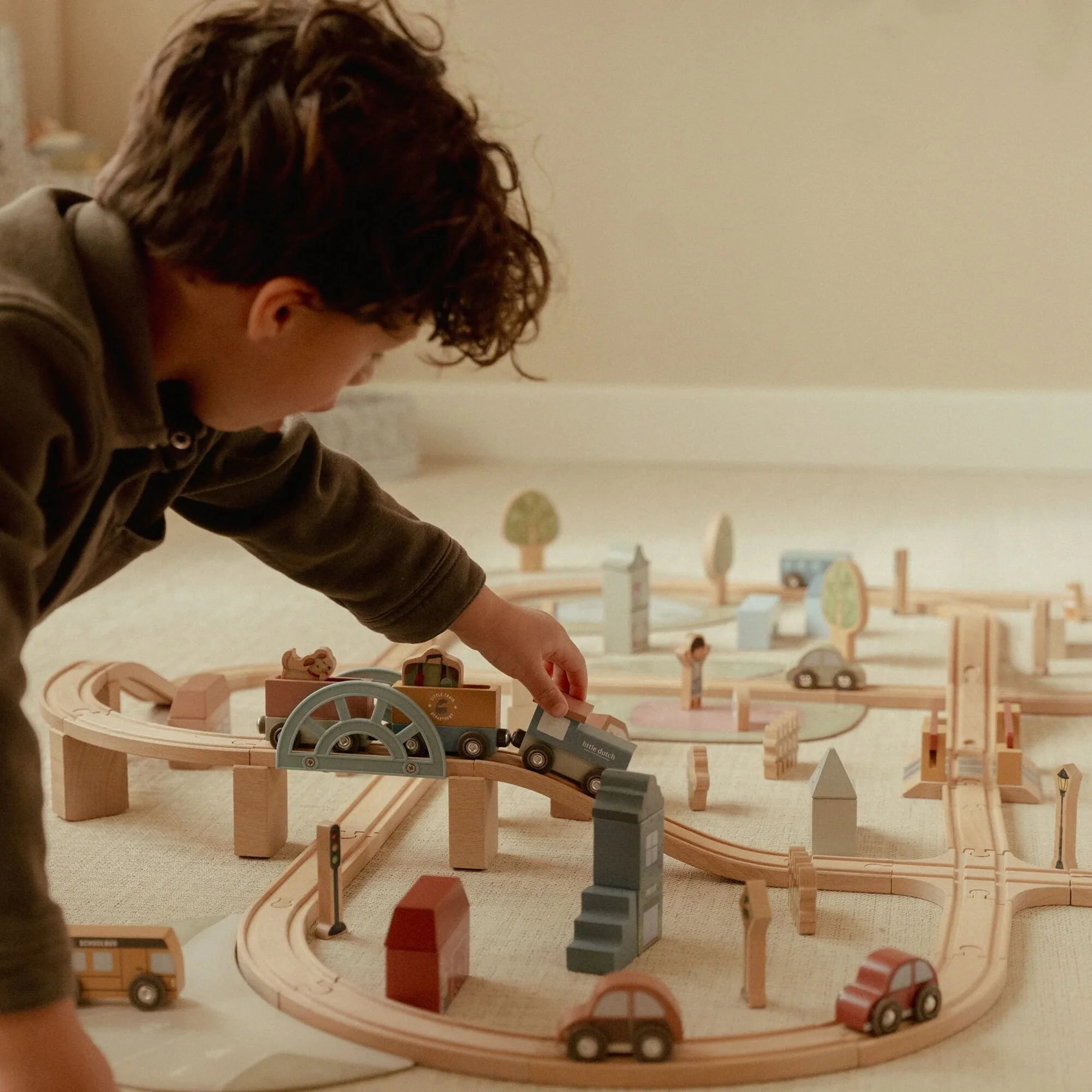 Houten treinbaan XXL – Essentials kopen? | Little Dutch