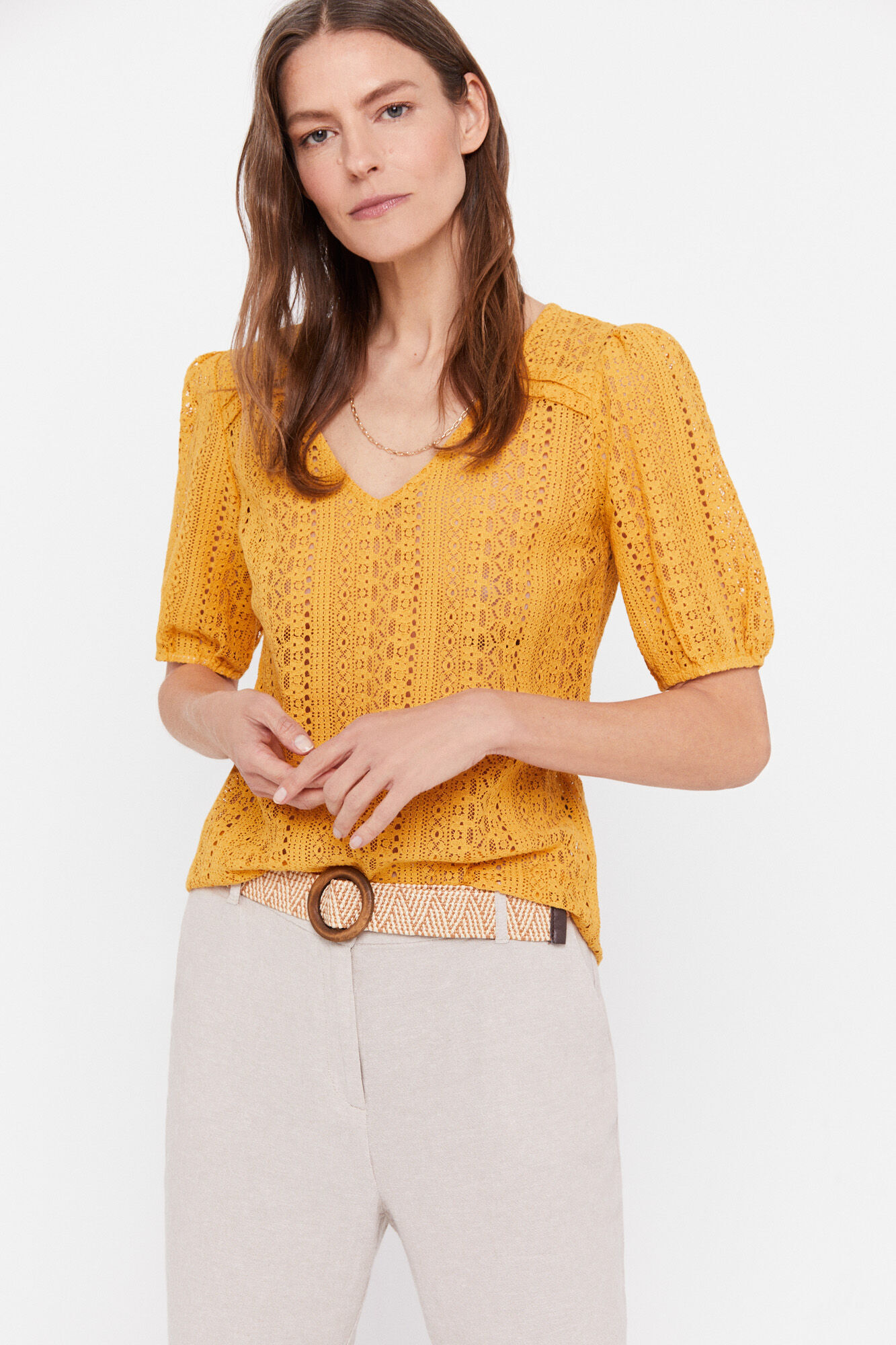 Pregas de renda na parte superior - Amarelo