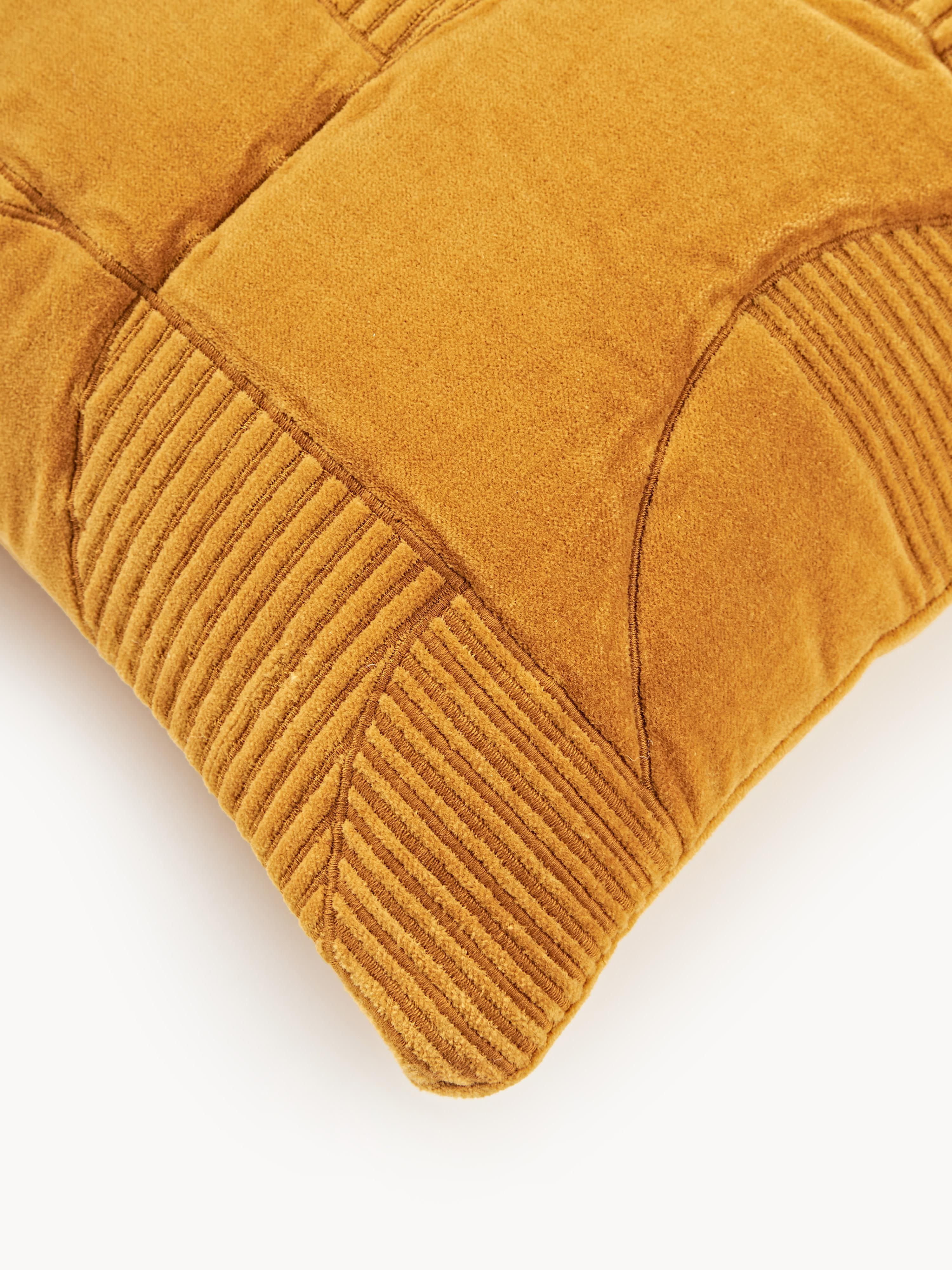 Geborduurde kussenhoes Verina met geometrisch patroon