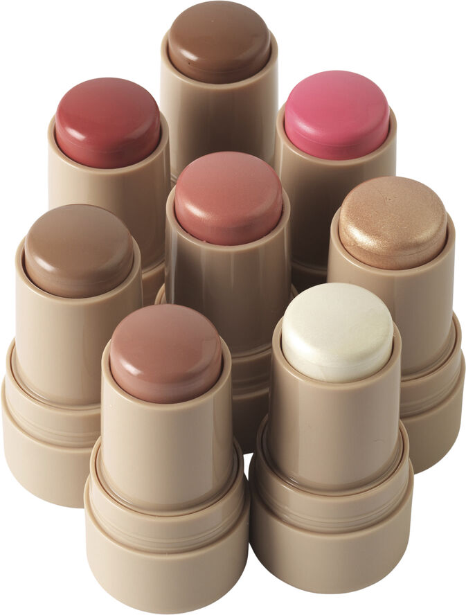 MIILD Skin Glow Tinted Beauty Balm highlighter