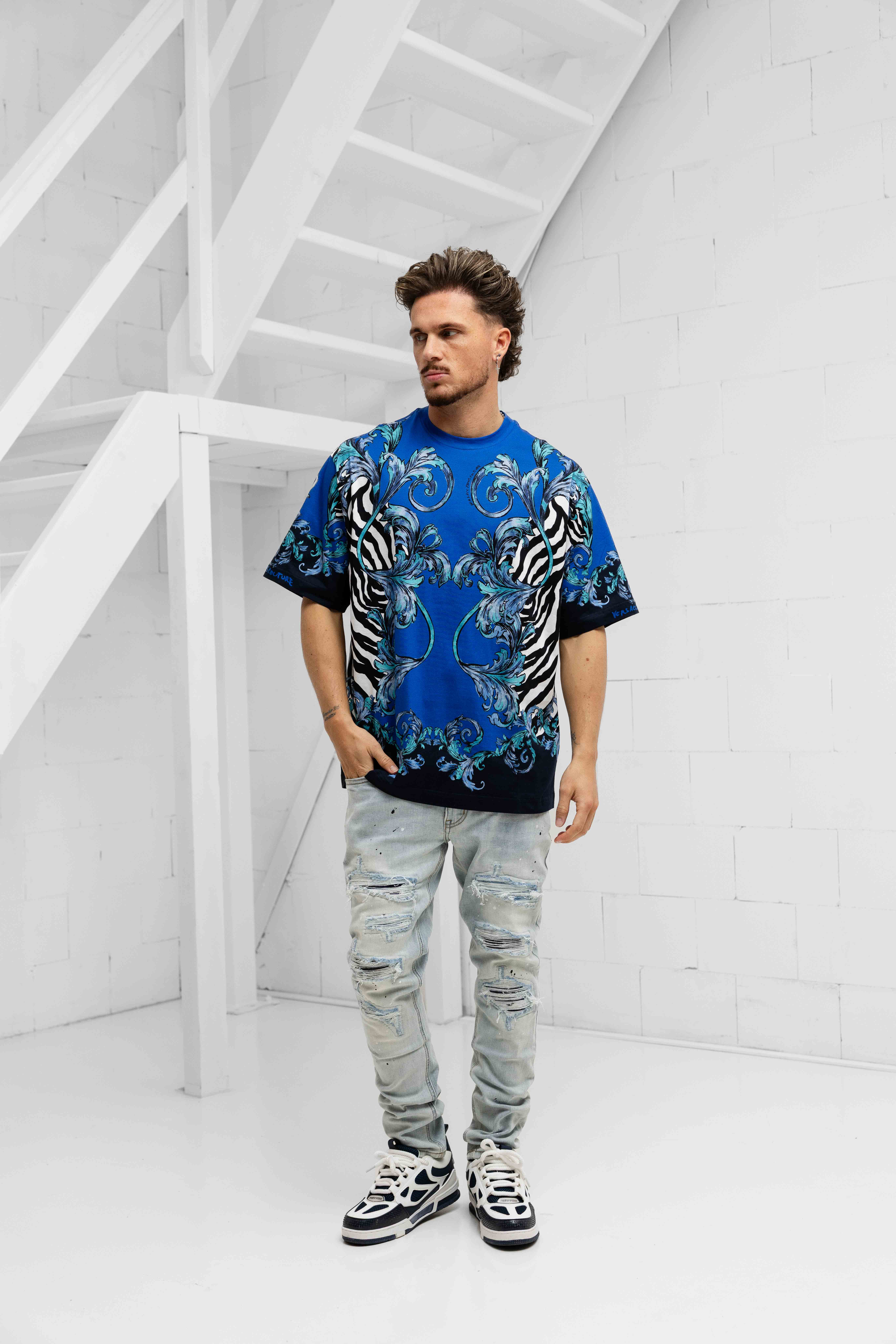 Versace Jeans Couture Barocco Zebra T-Shirt Heren Blauw