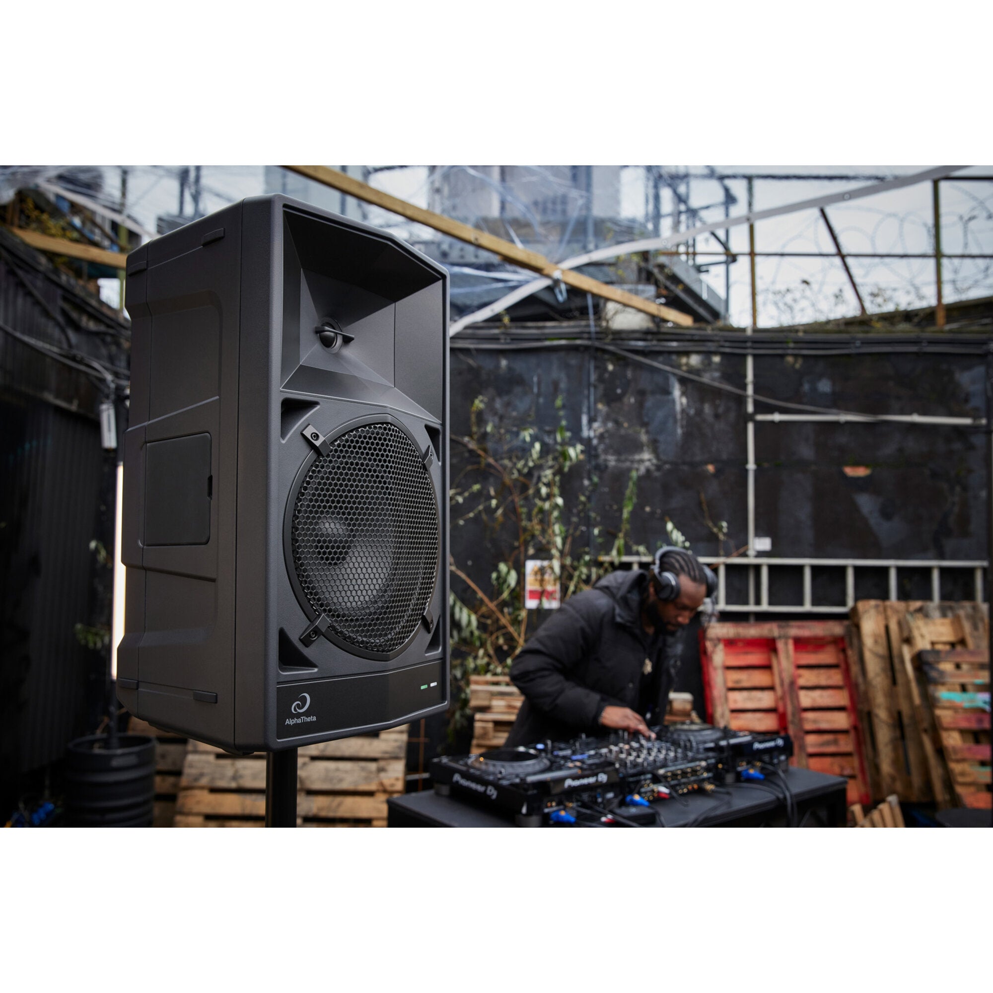 AlphaTheta Wave-Eight mobiele Bluetooth-speaker