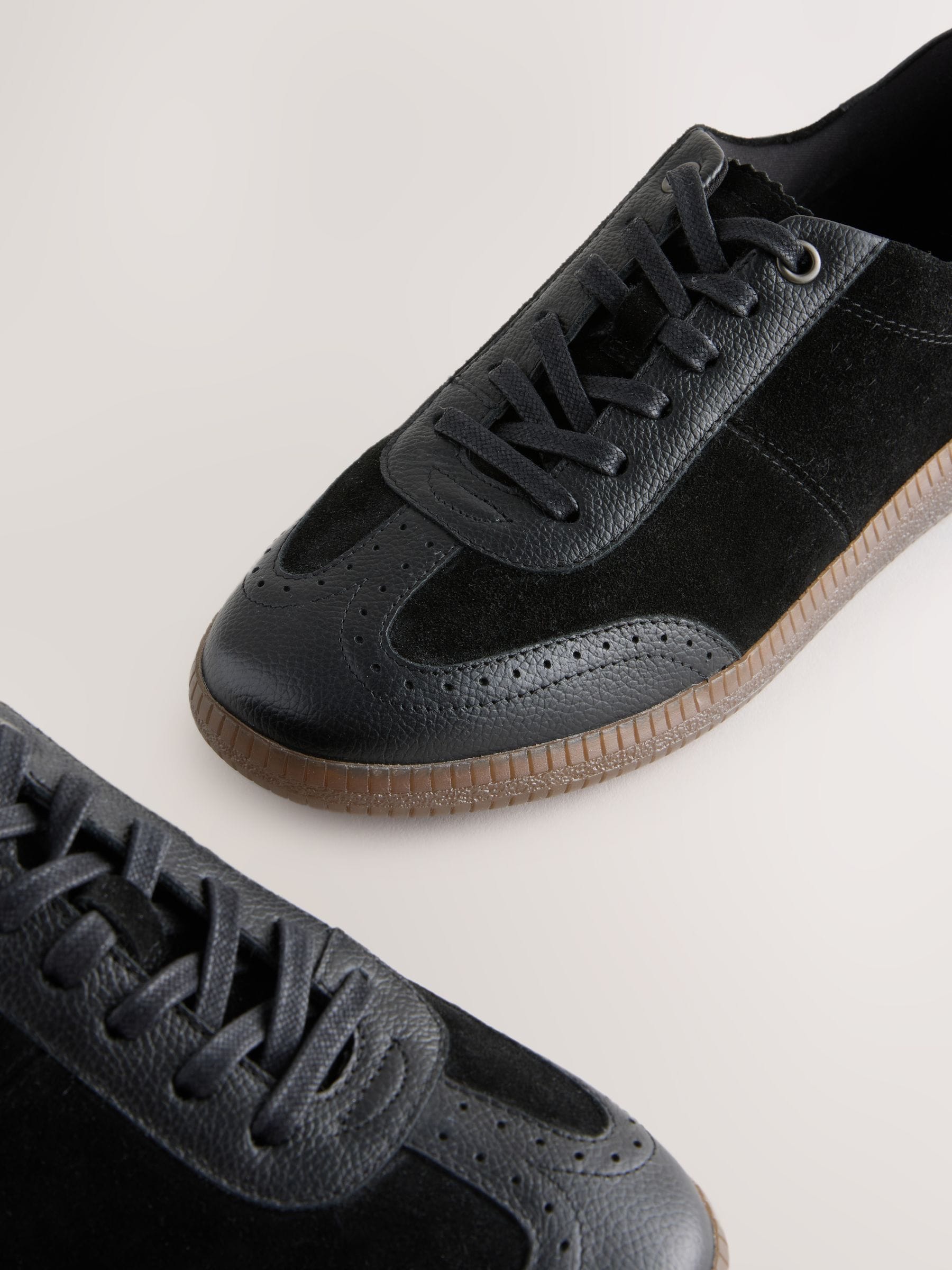 Zwart - Leather Brogue Lace Up Trainers