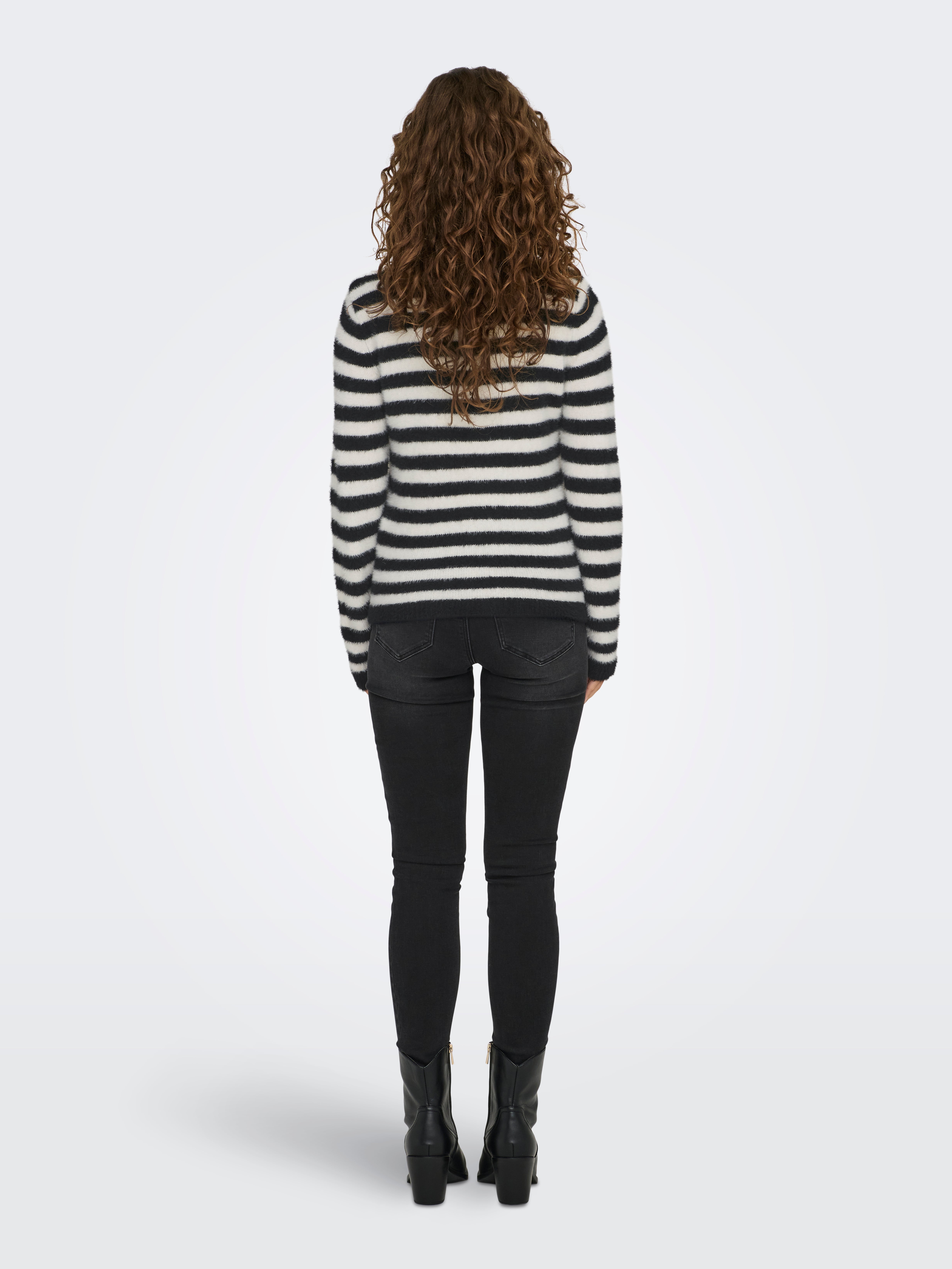 ONLCASSA Strickjacke Black