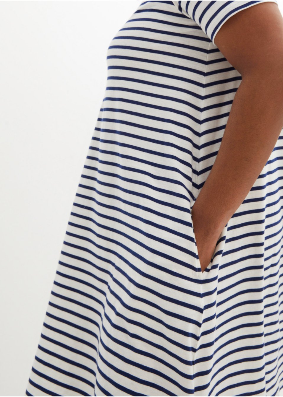 Robe en fil flammé avec poches en coton, longueur genou