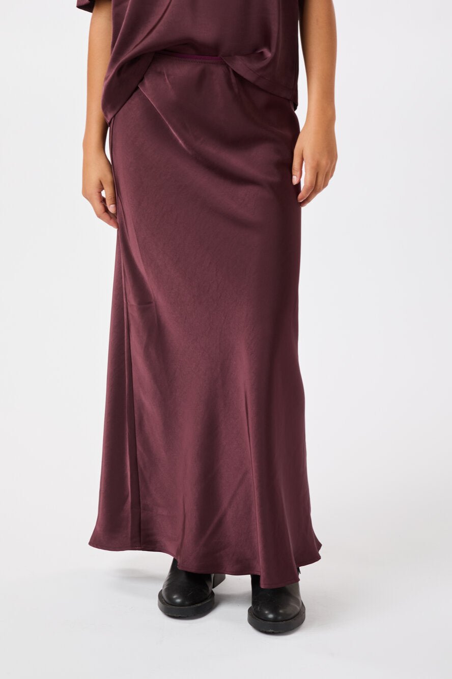 Neo Noir  Vicky Heavy Satinnederdel - Burgundy