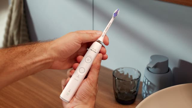 Philips Sonicare Series 6100 elektrisk tandbørste HX7400/01 (hvid)