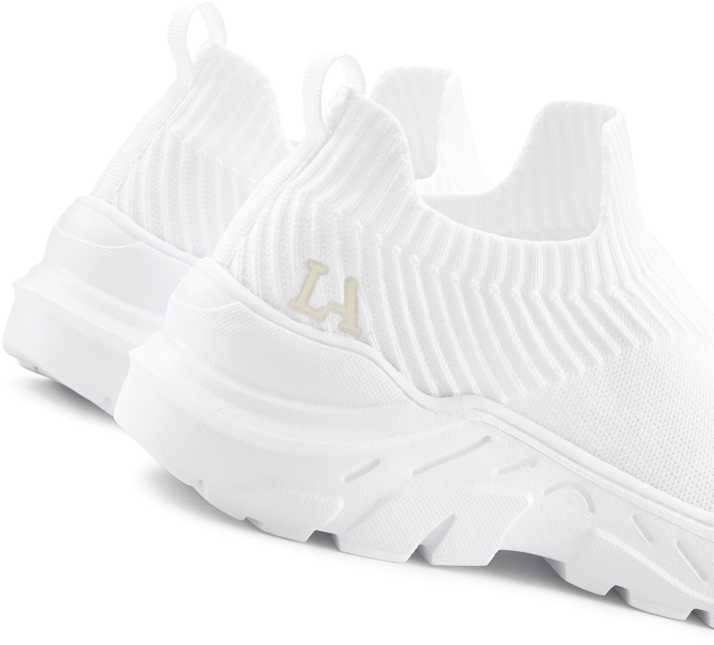 LASCANA Sneaker in weiß