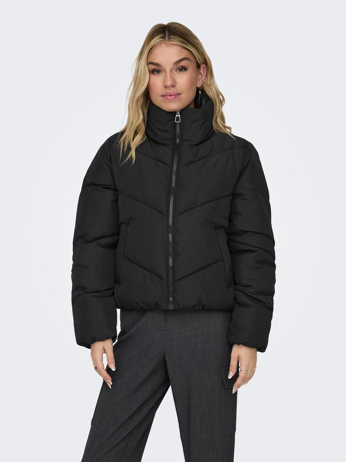 ONLMAGGI Daunenjacke Black