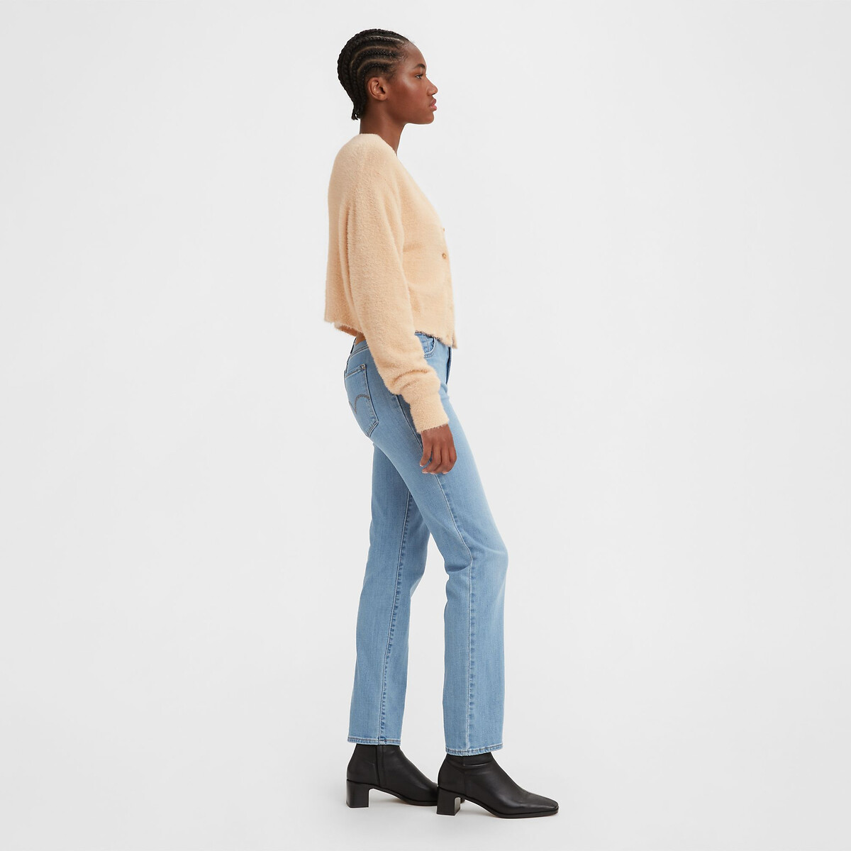 Calça jeans Levi's 724 de cintura alta e corte reto.
