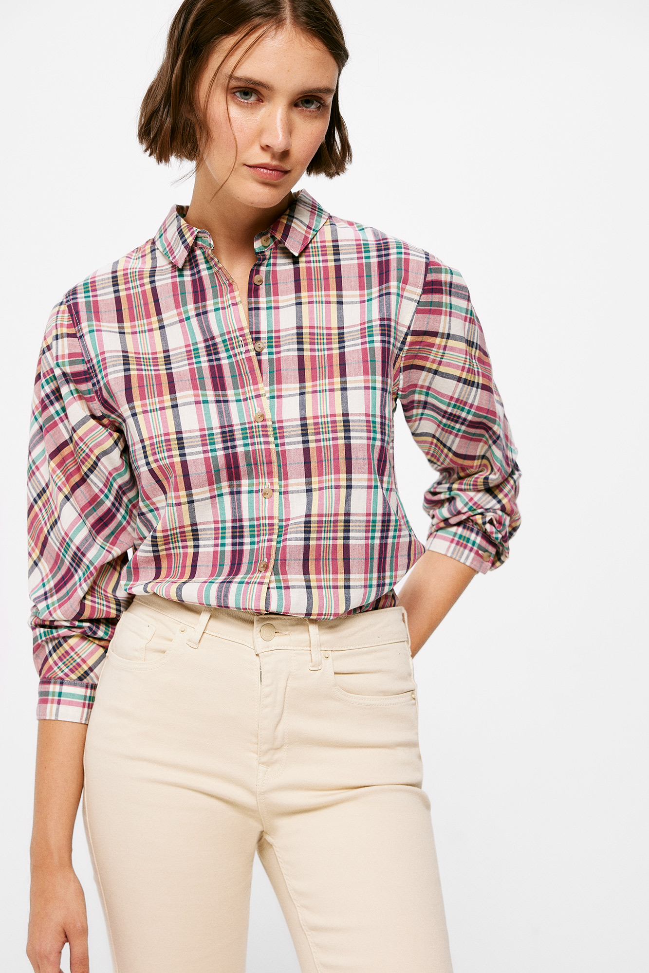 Blusa xadrez com mangas enviesadas