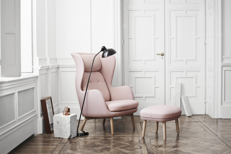 Fritz Hansen Kaiser Idell 6556-F vloerlamp olive green