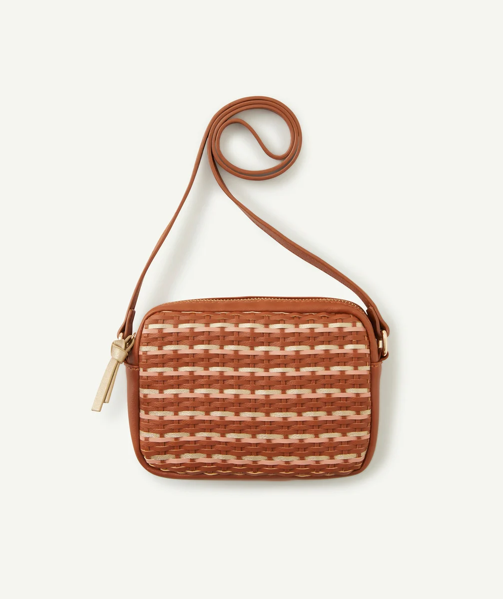 SAC À BANDOULIÈRE MARRON AVEC TRESSAGE FILLE