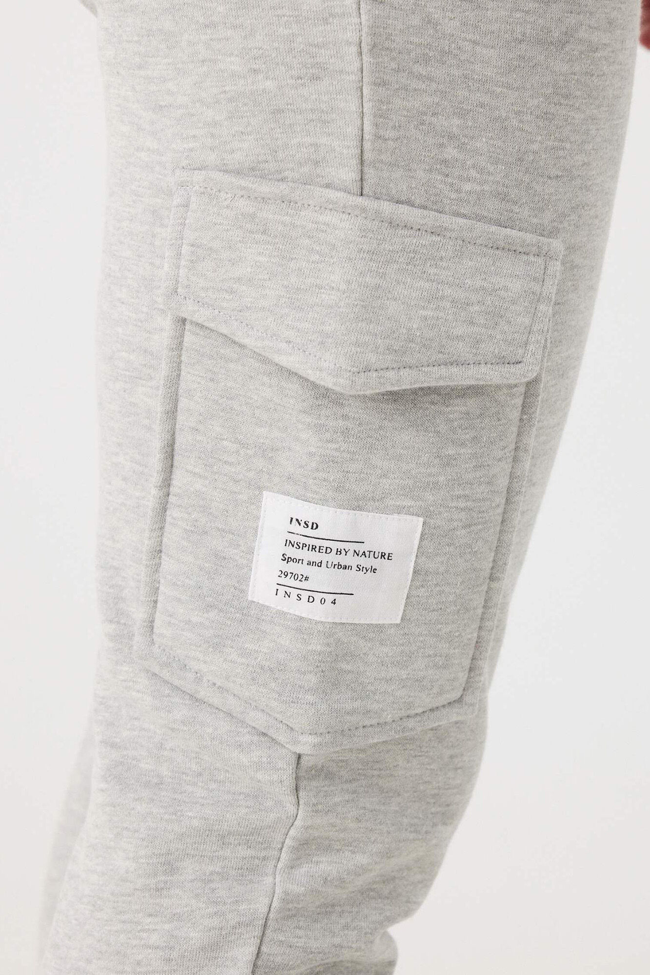 Calça jogger cargo de lã