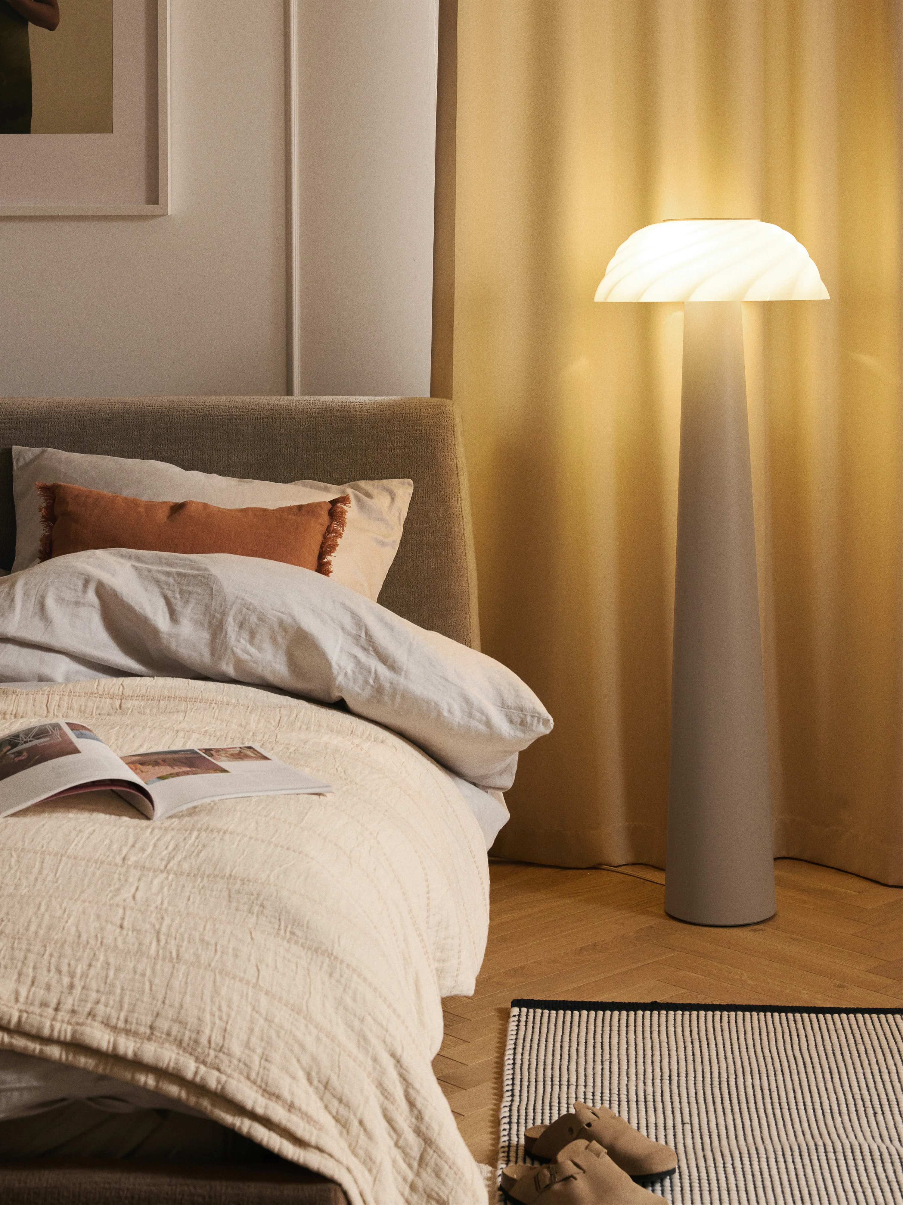 Kleine vloerlamp Anya