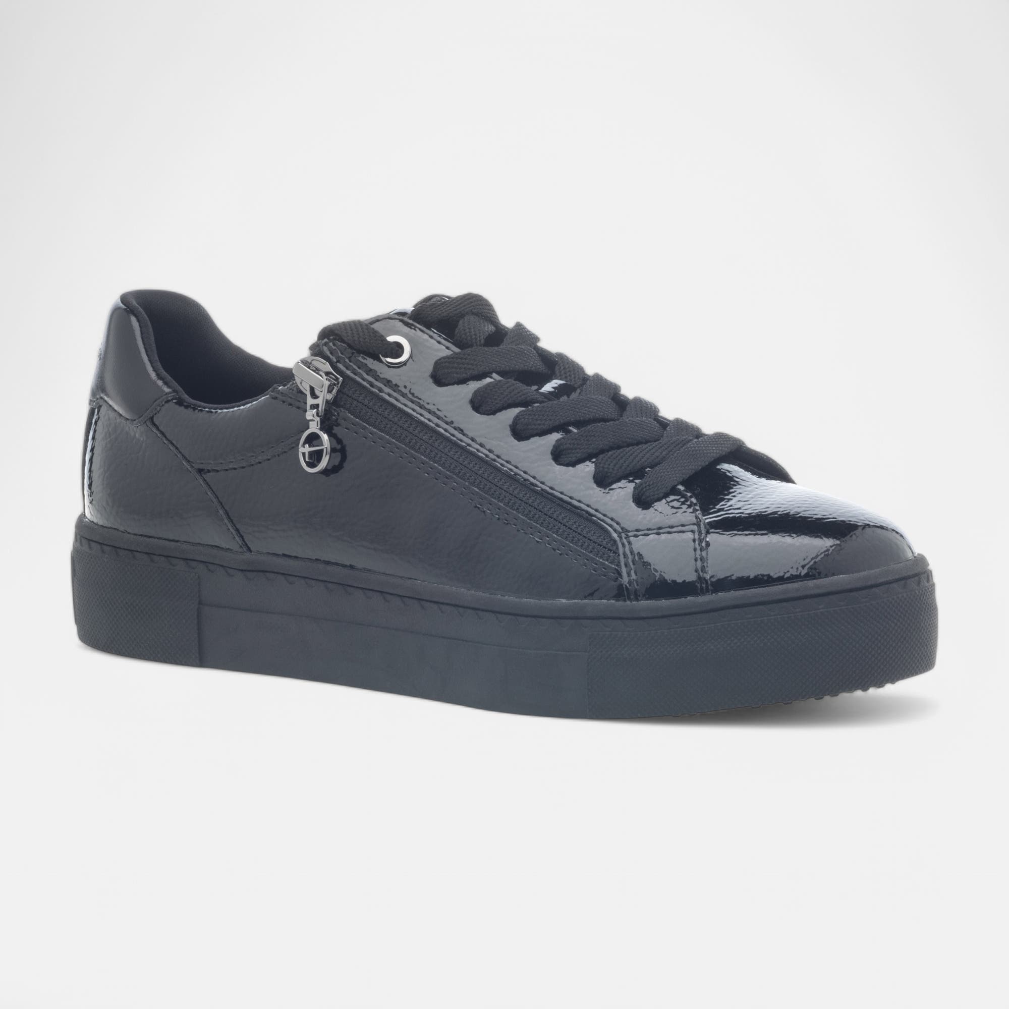 Baskets basses Femme noir vernis