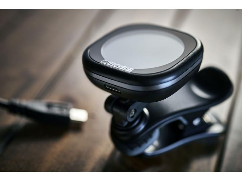BOSS Stimmgerät TU-05 Clip-On Tuner mit grossem Farbdisplay