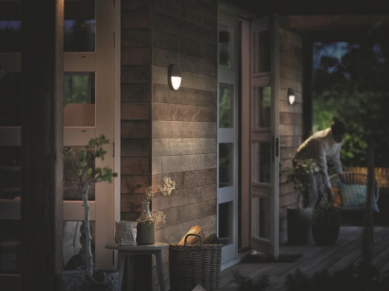 Philips myGarden Wandleuchte Capricorn, 600 lm mit Bewegung Wandleuchte für den Aussenbereich, 1x 6 W, LED