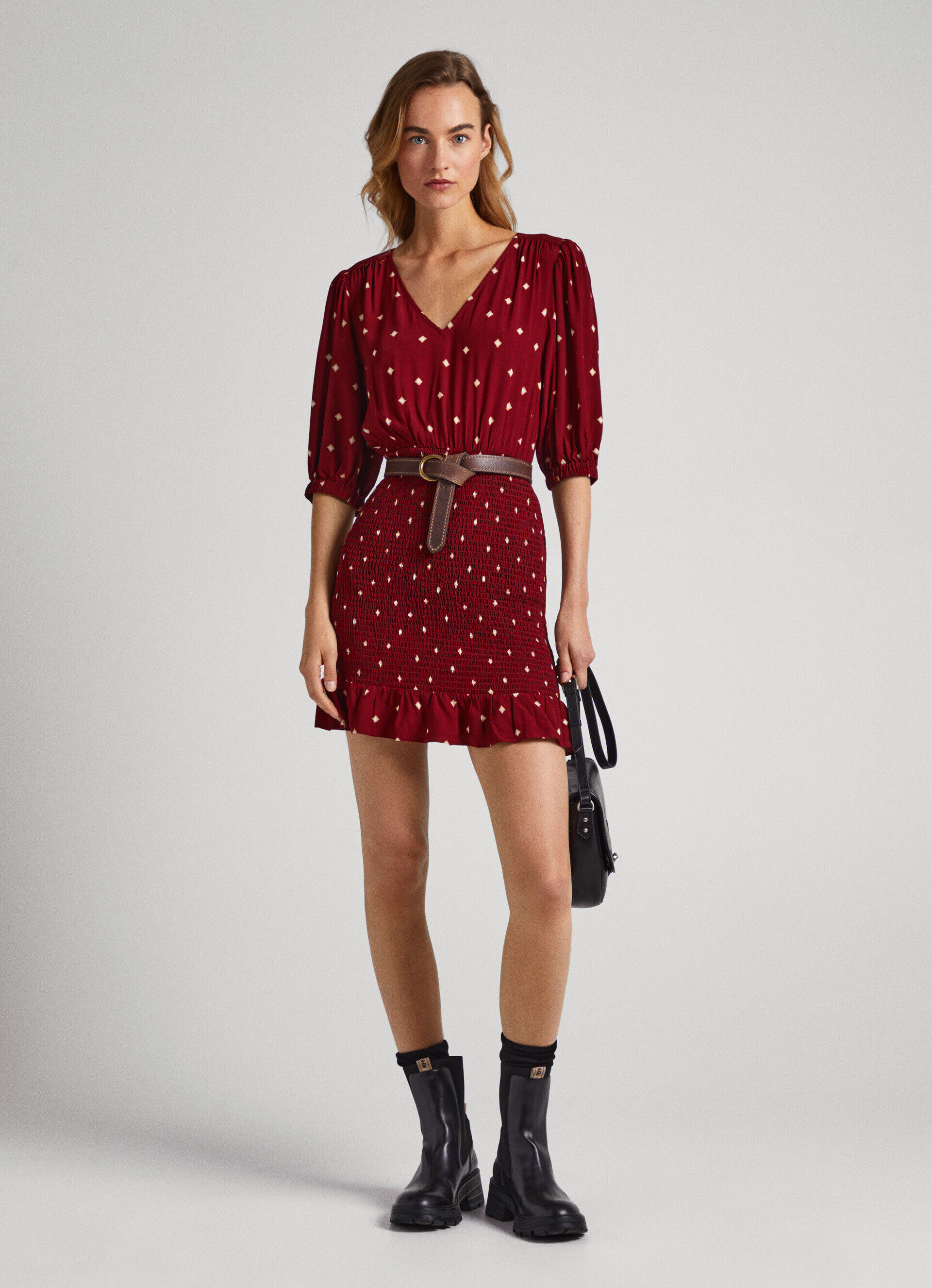 VESTIDO COM ESTAMPA DE BOLINHAS - multicolorido