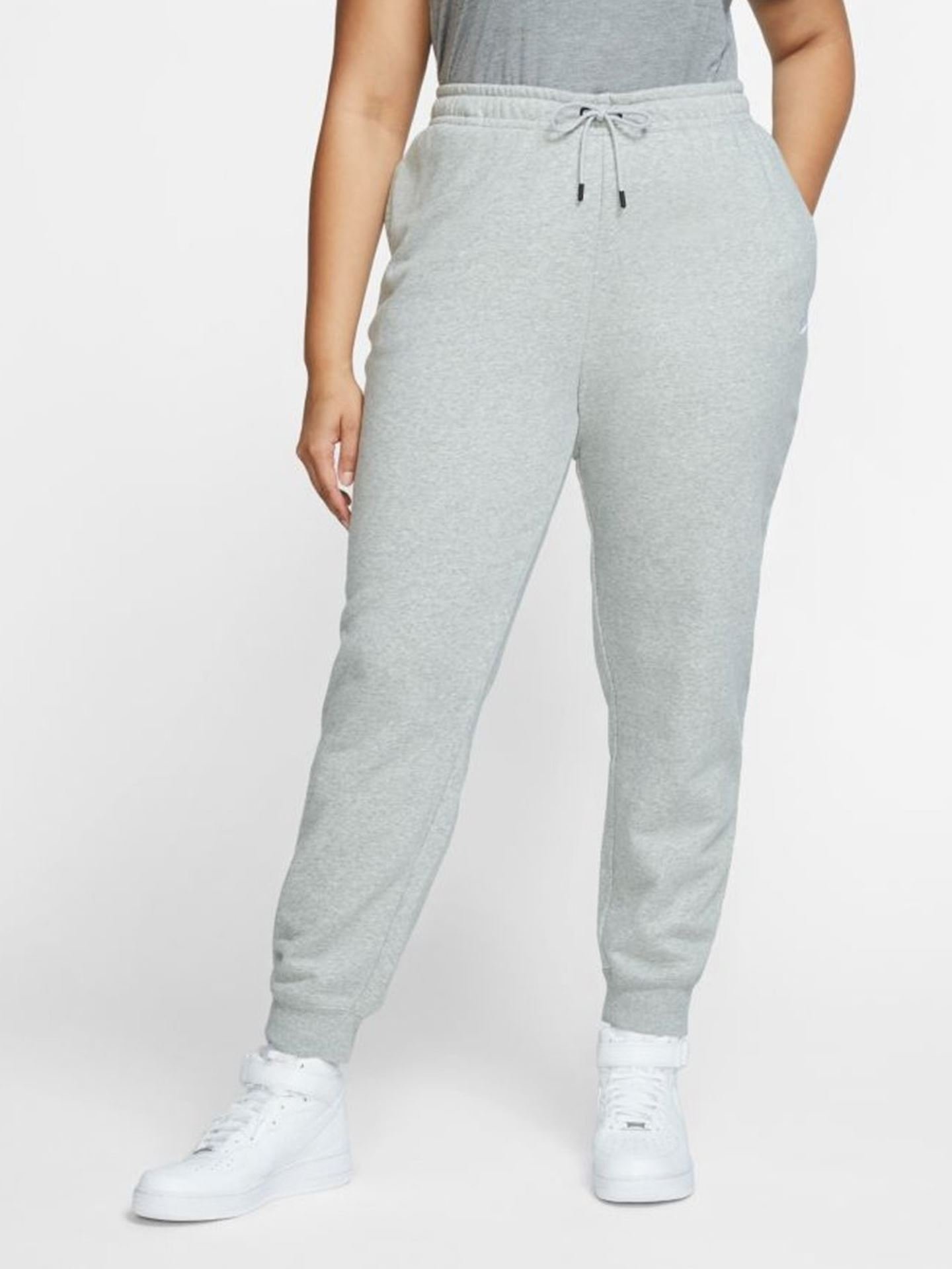 Sportswear Essential Pant