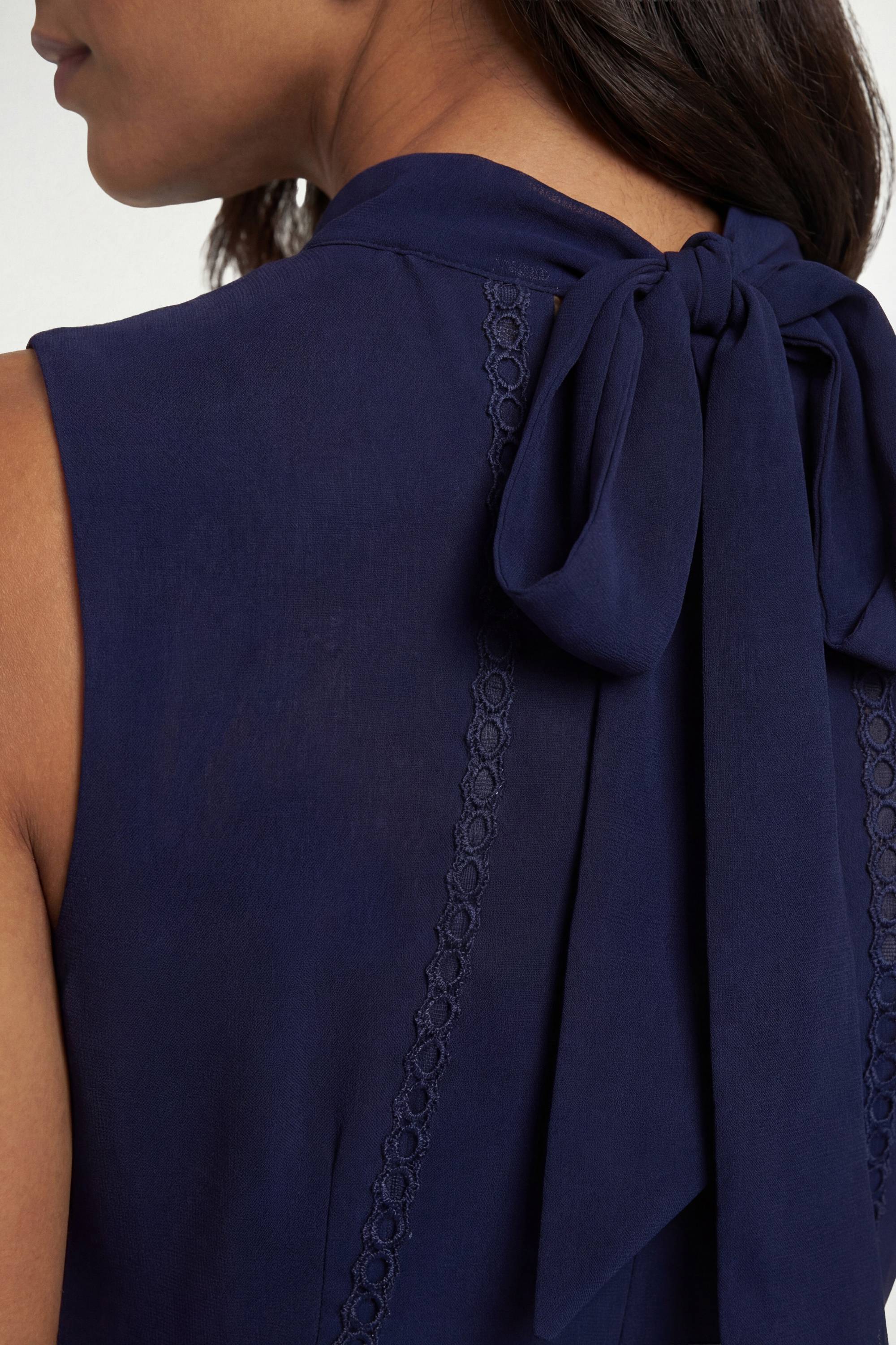 Wallis Robe Midi Plissée À Empiècement De Dentelle Florale