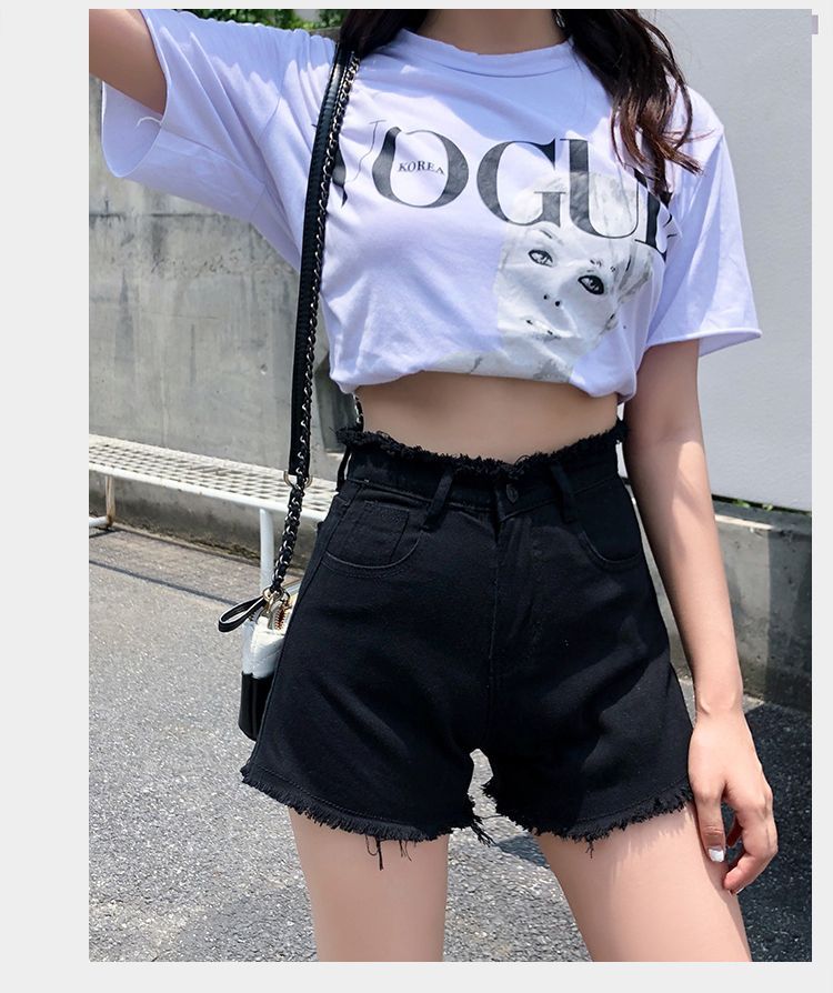Everose - Denim shorts met hoge taille en rafelige zoom