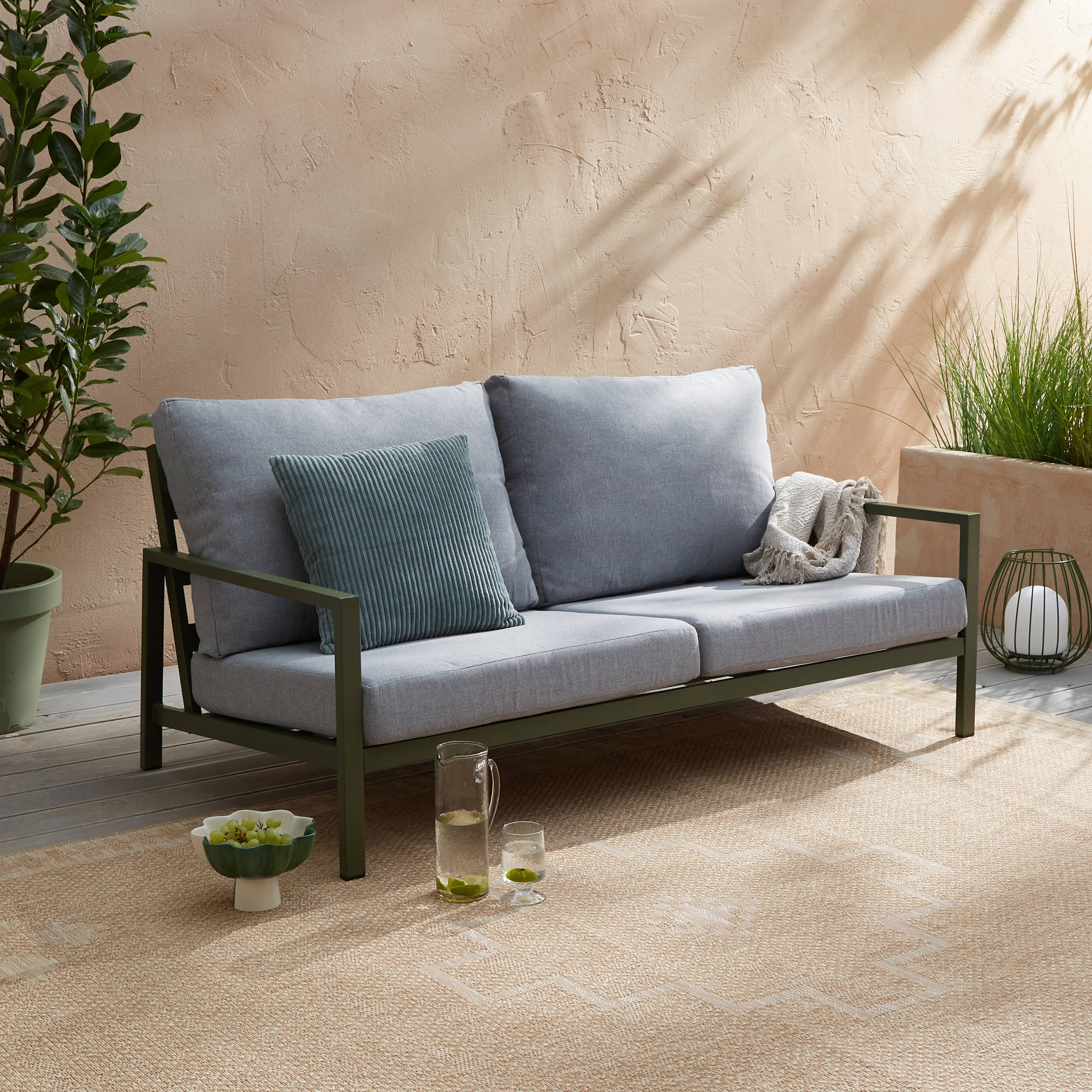 NOUS Garden loungebank London