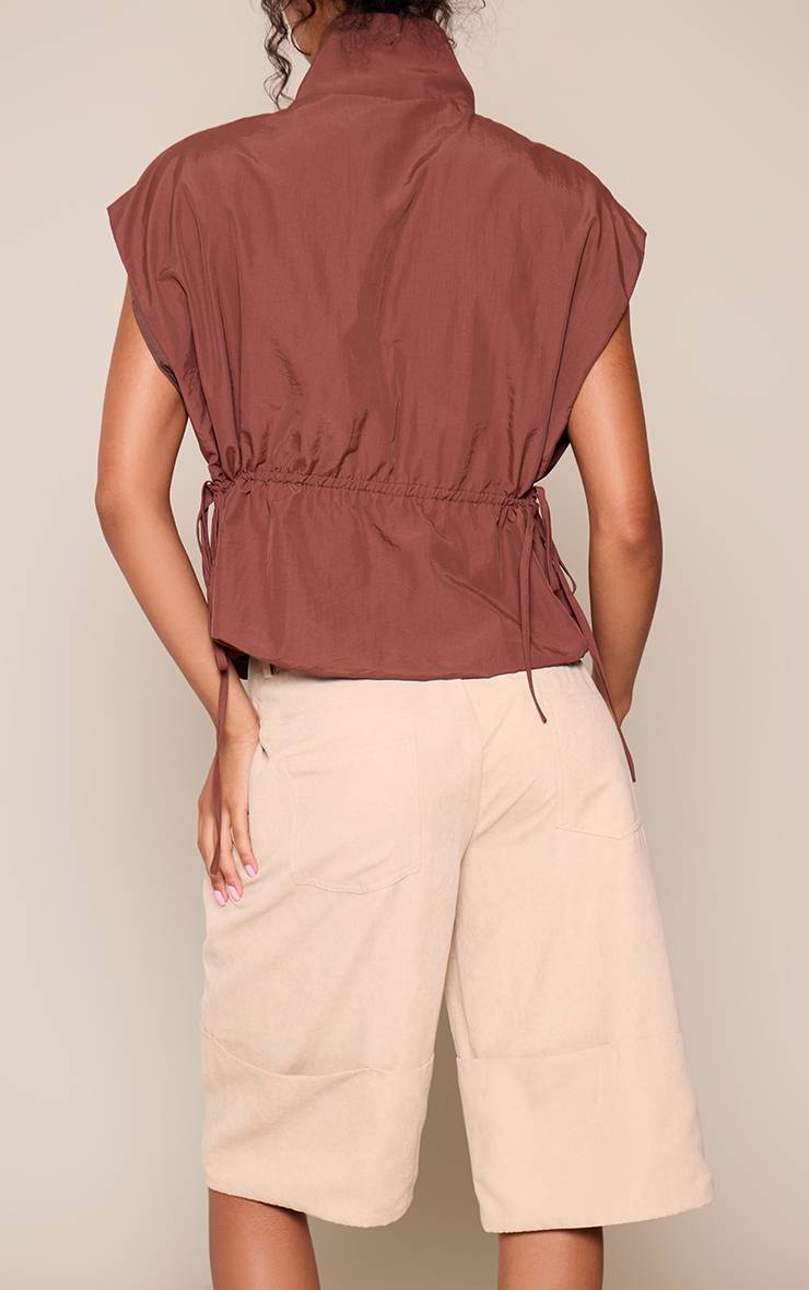 Beige Short Long En Peau De Pêche Avec Revers