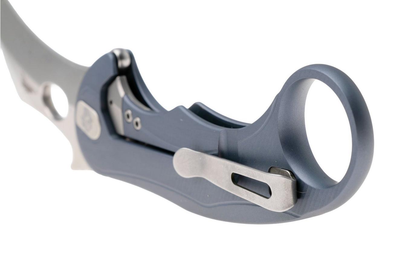LionSteel L.E.One Mid LE2-IS, Stonewashed M390, Ice Blue Aluminum, karambit zakmes