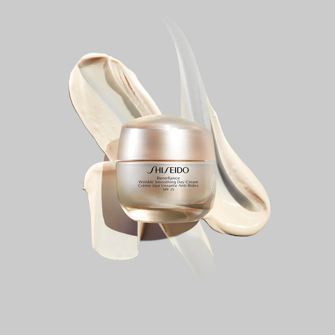 SHISEIDO BENEFIANCE Wrinkle Smoothing Day Cream - 50ml