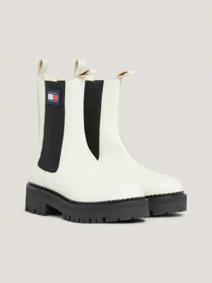 Botas Chelsea de plataforma com travas em couro urbano