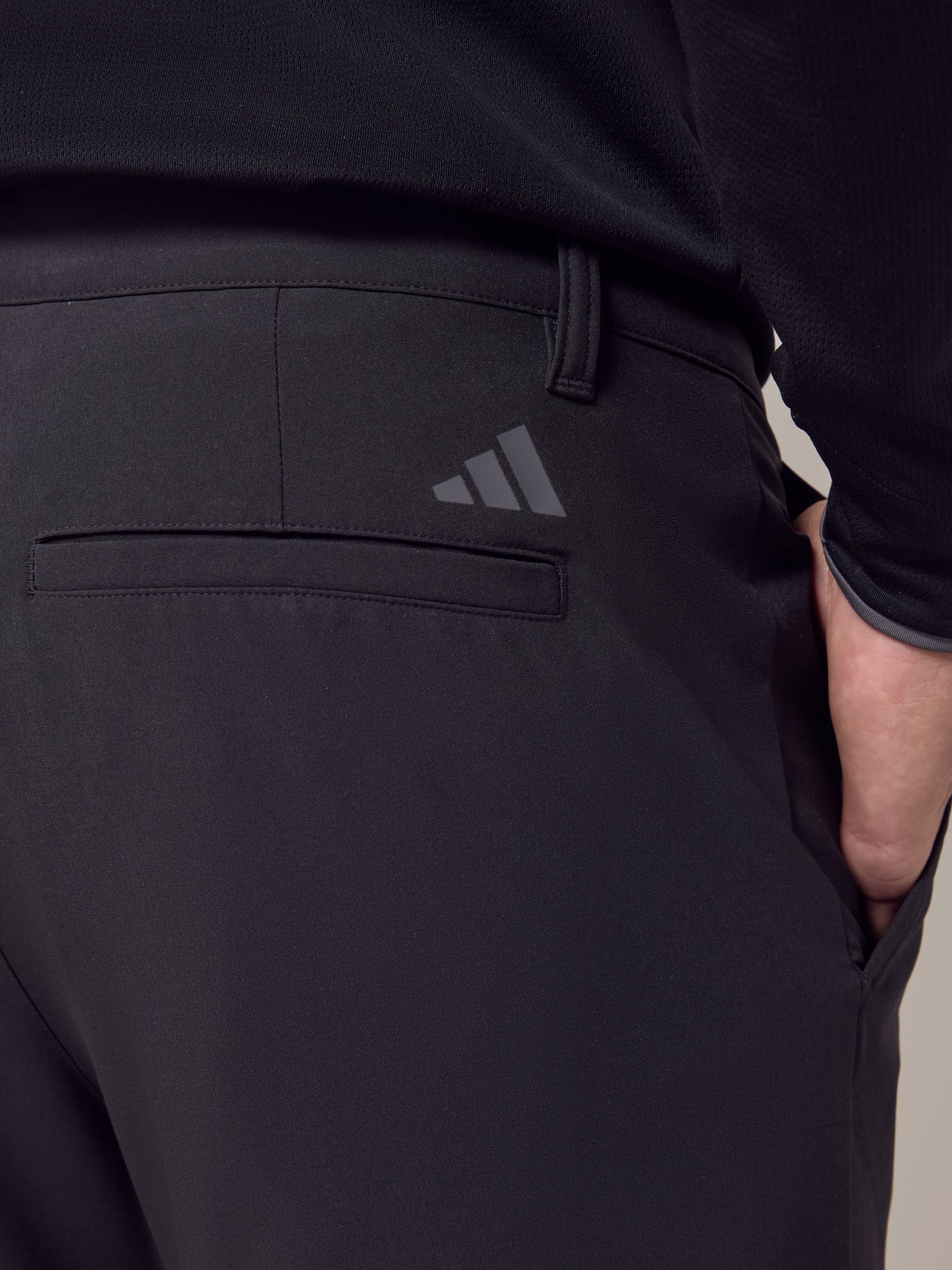 Zwart - adidas Golf broek met toelopende pijpen