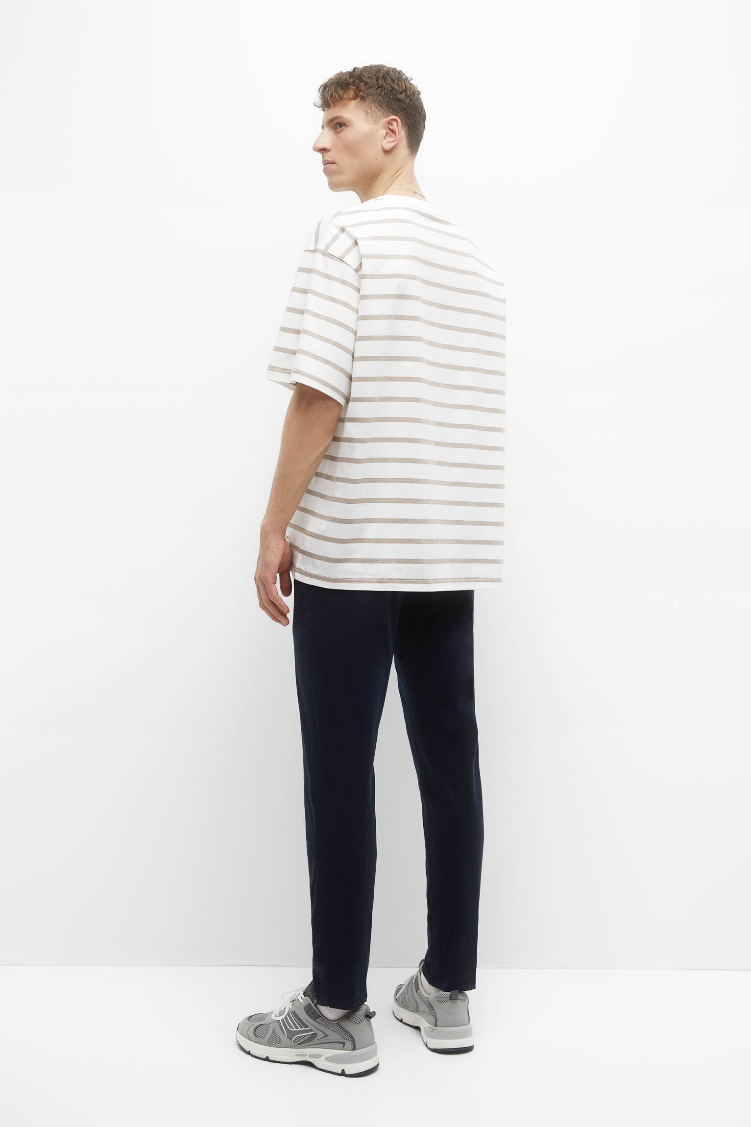 Calça chino básica - azul marinho