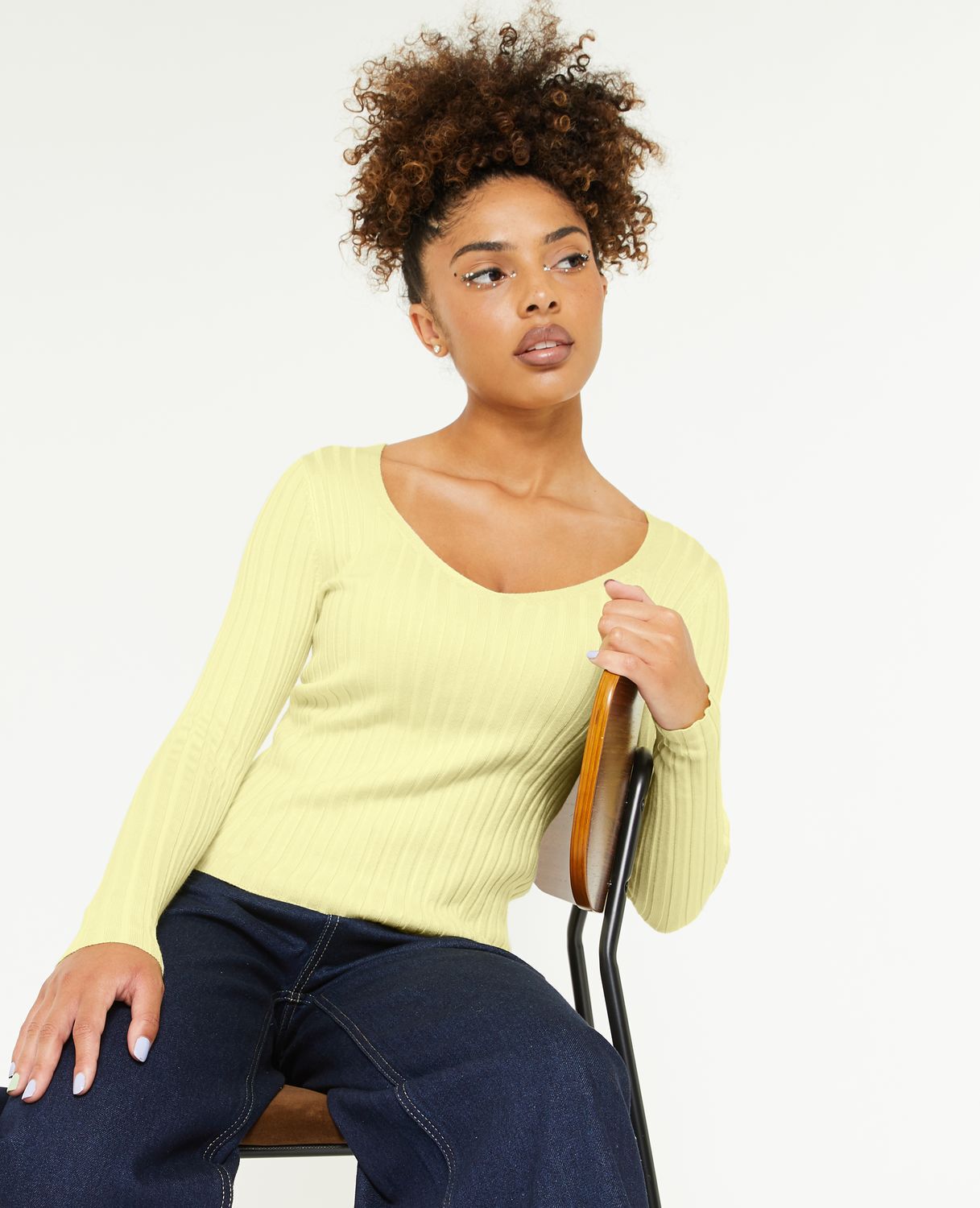 Pull col V maille côtes plates - Jaune