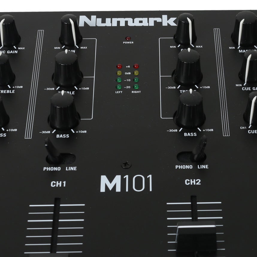Numark M101 Total Black 2-kanaals scratch mixer