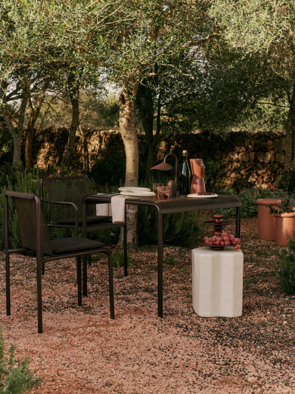 Ferm Living Dapple stoel Dark Chocolate