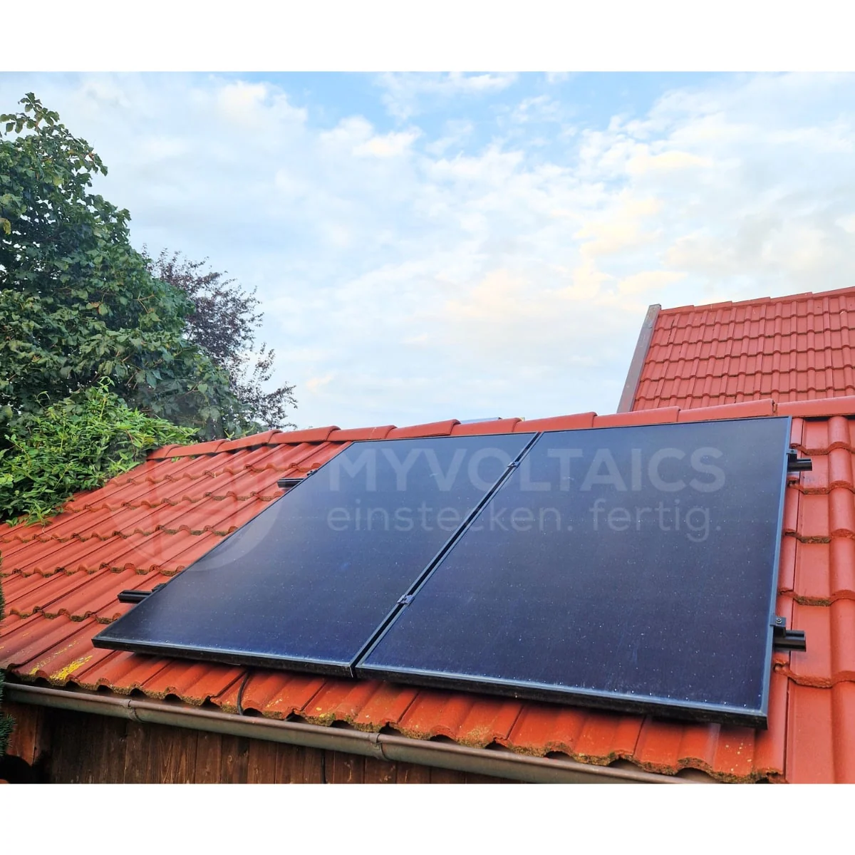 MyPfannendach Balkonkraftwerk 880+ Watt – Premium transparent Variante