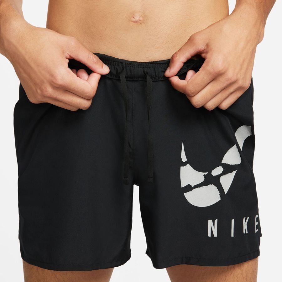 Nike Short Dri-FIT Challenger Run Division - Noir/Argenté