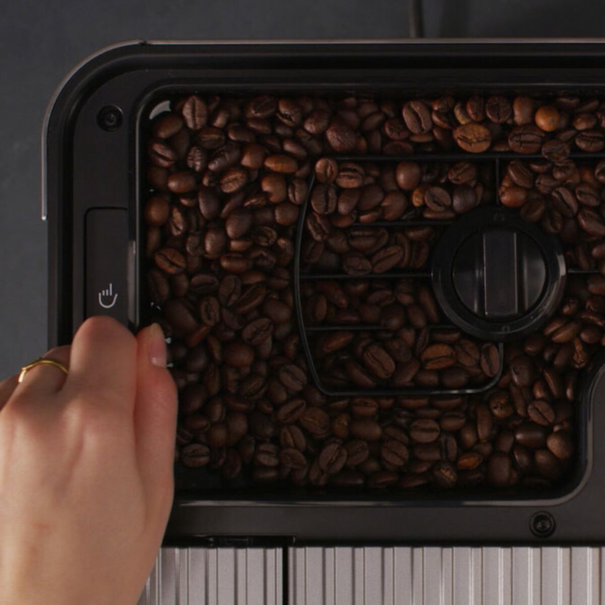 Bønnebeholder til helautomatiske espressomaskiner