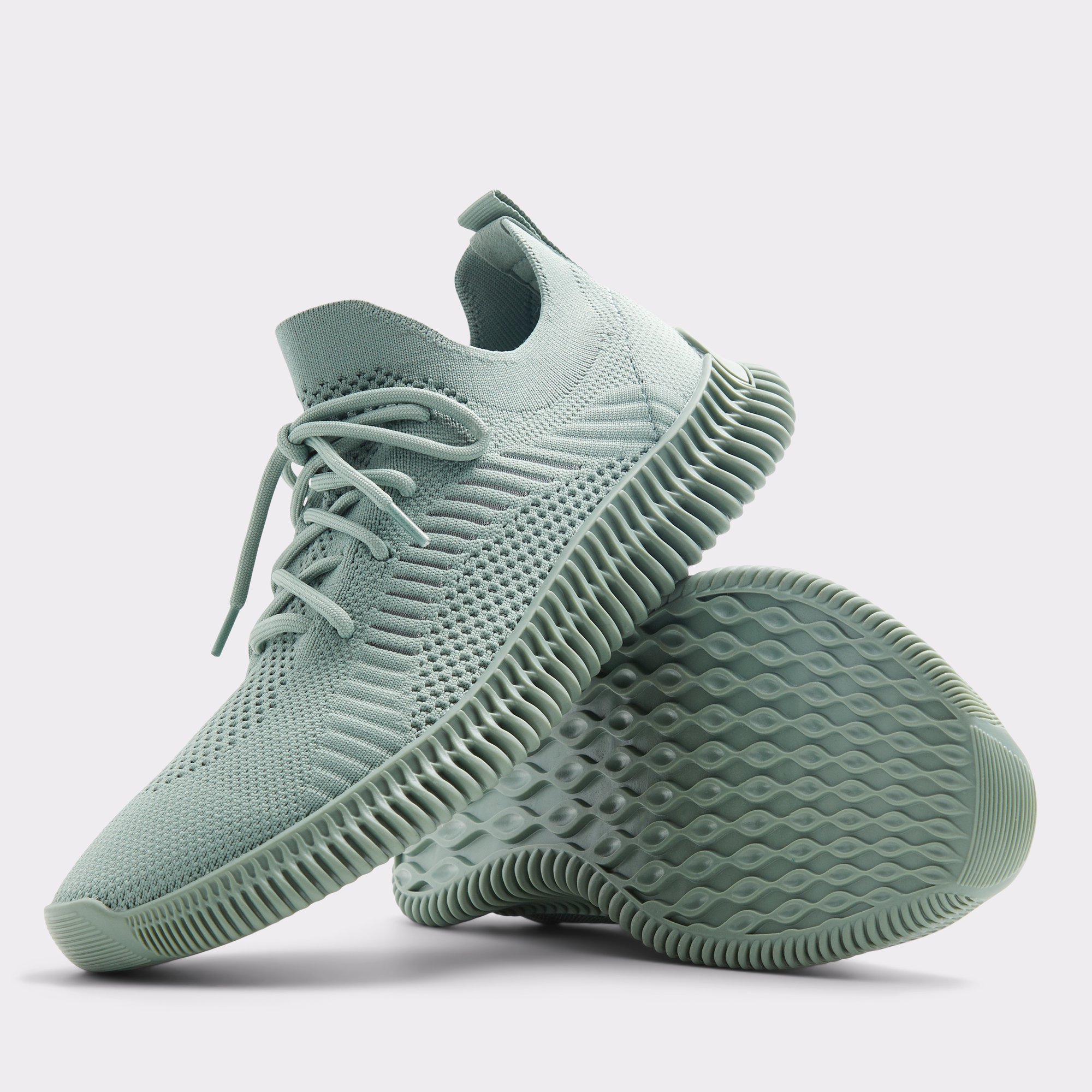 Gilgai Light Green Men Athletic sneakers