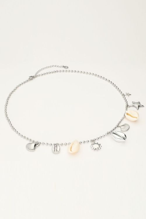 Island ketting met schelpen en bedels