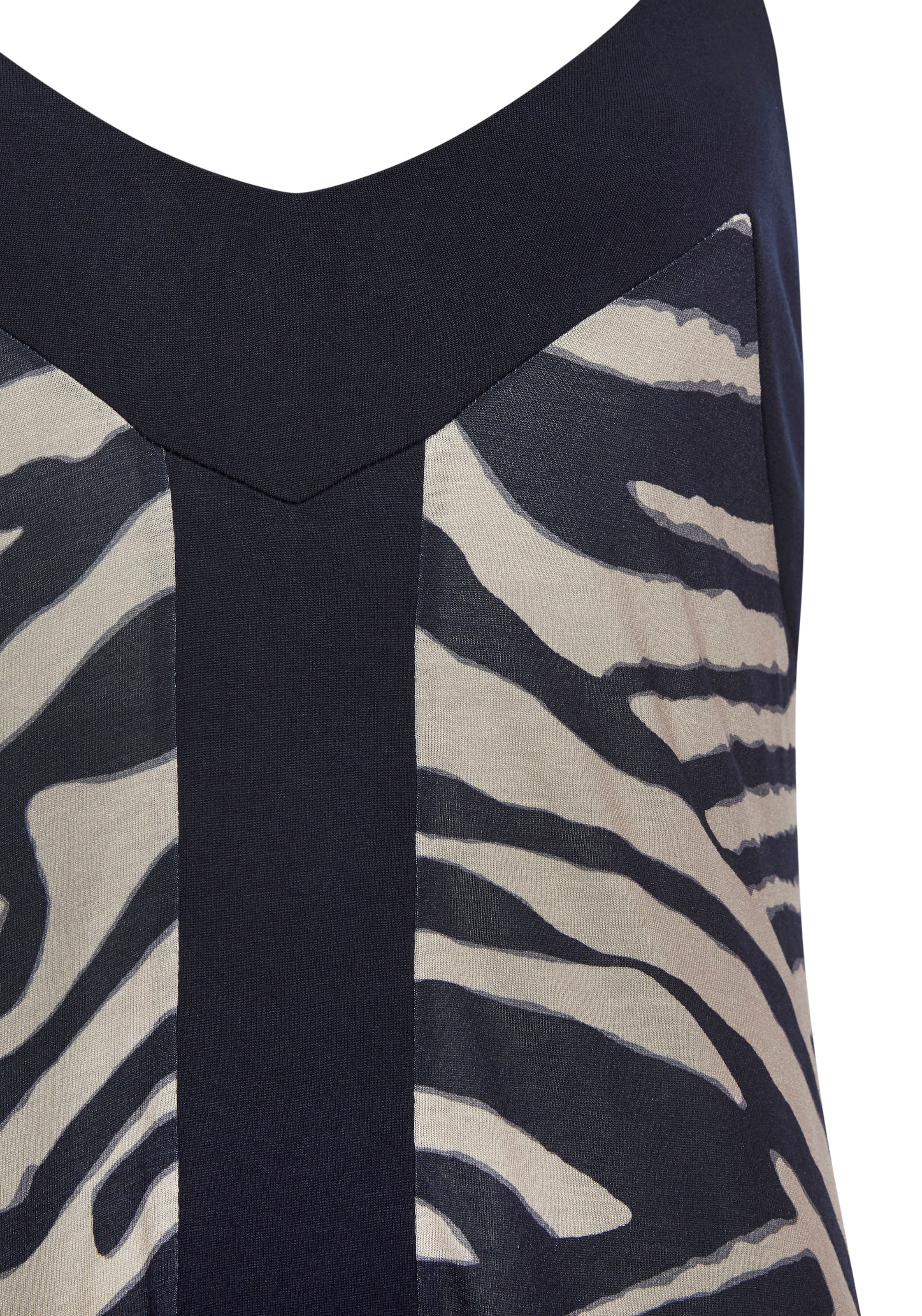 LASCANA Maxikleid mit asymmetrischem Saum, Sommerkleid, Animalprint, modisch