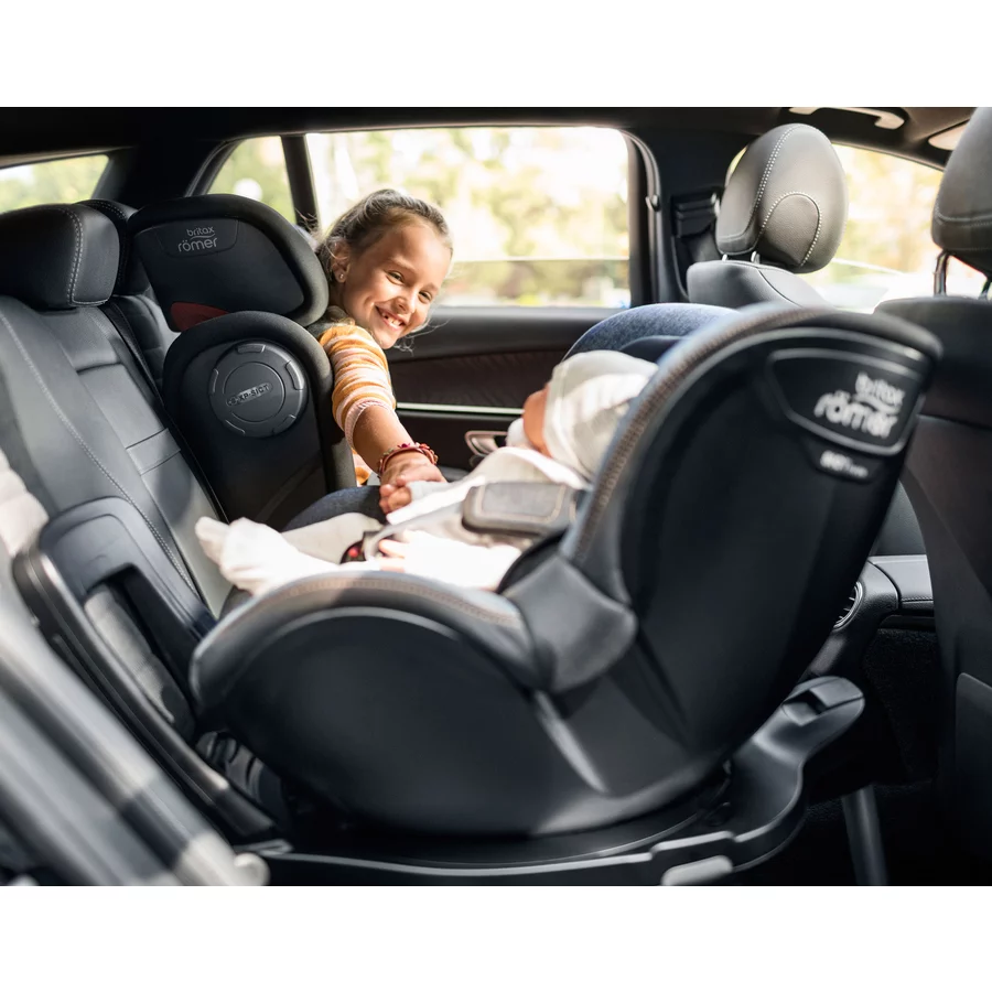 Britax Römer Kindersitz Dualfix i-Size Storm Grey