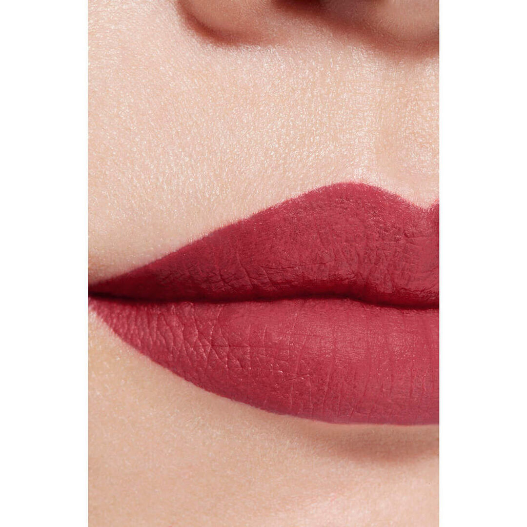 CHANEL ROUGE ALLURE LIQUID VELVET BATOM LÍQUIDO MATE INTENSO DE LONGA DURAÇÃO